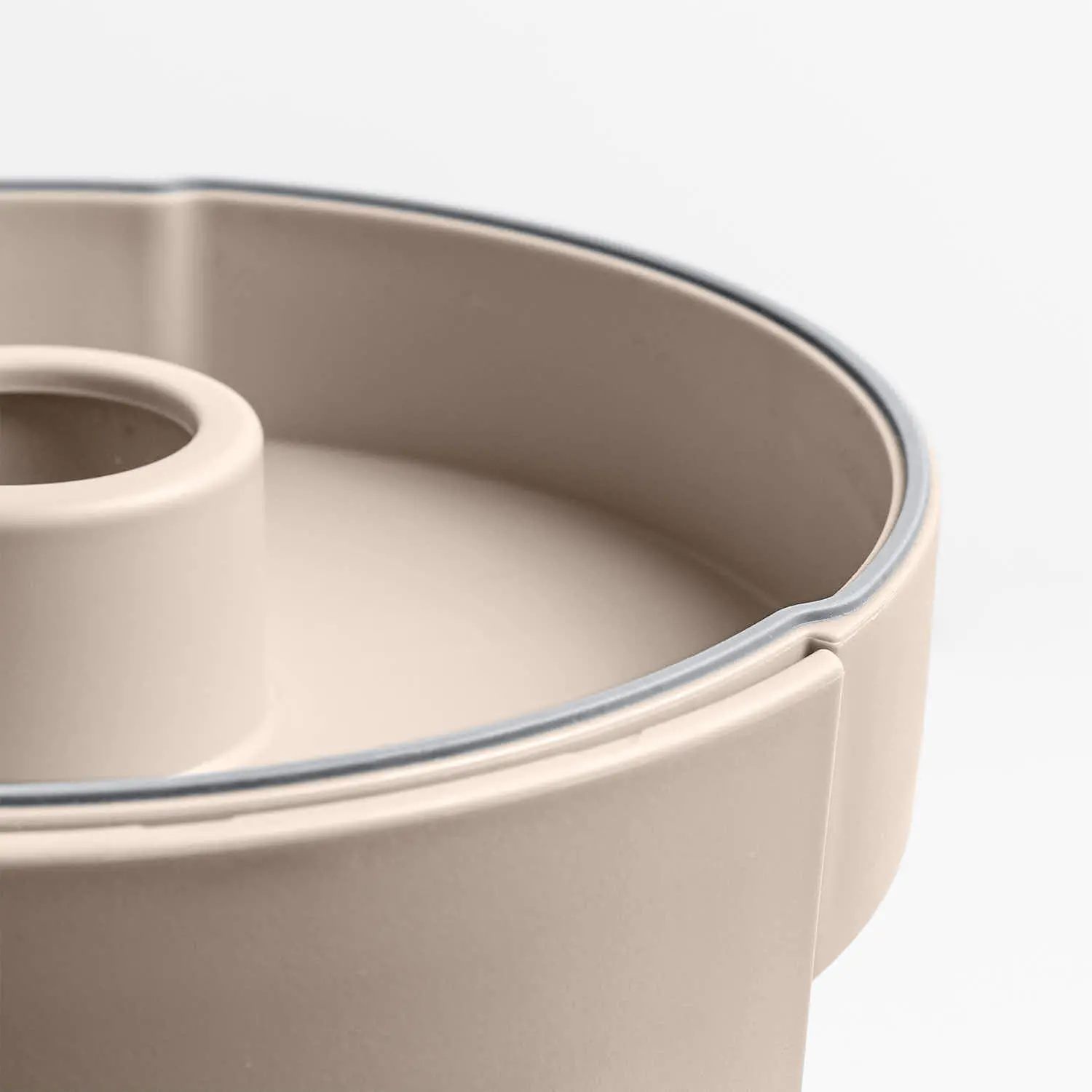 Stop Blim Plus: portarotolo in colorazione Moka Grey, con gomma antiscivolo alla base